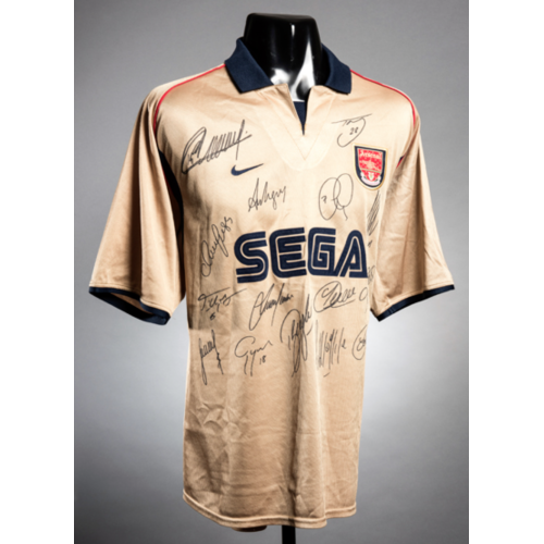 Arsenal Squad Signed Away Replica Shirt From The 2001-02 Double-Winning Season