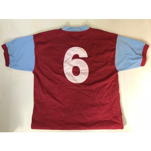 Tony Cottee Signed West Ham Match Worn Shin Pads  & Football Shirt Worn at Danny Dier Charity Match