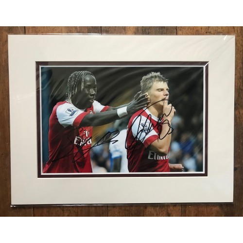Sagna & Arshavin Signed And Mounted Arsenal Photograph