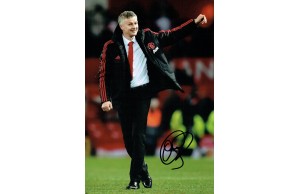 Ole Gunnar Solskjaer Signed Manchester Utd Manager 8x12 Photograph