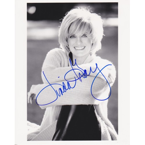 Linda Gray 10x8 Signed 'Dallas' Photograph