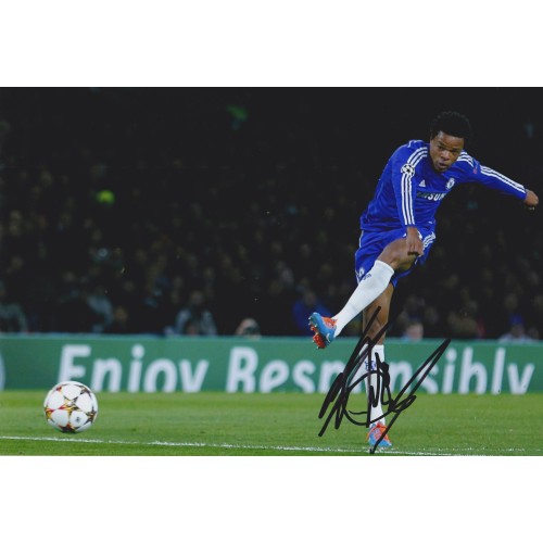 LoÃ¯c RÃ©my Signed 8x12 Chelsea Photograph