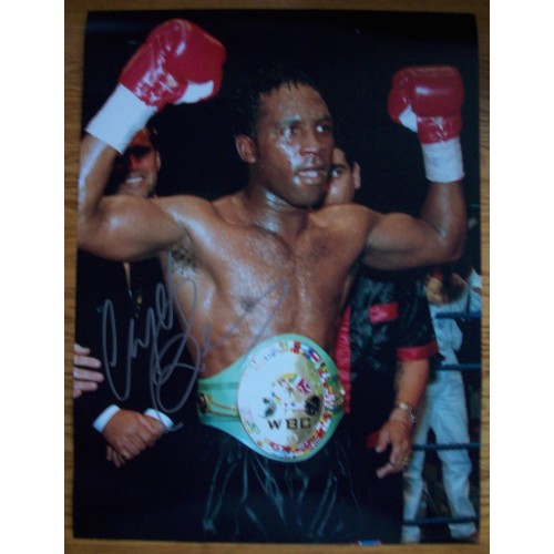 Nigel Benn  Signed 12x16 Awesome Boxing Photograph (At a private signing)