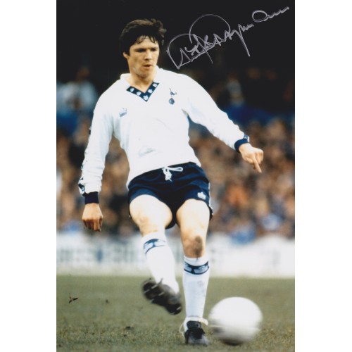 Steve  Perryman Signed 8 x 12  Spurs Photograph