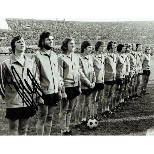 Johan Cryuff Signed 8.5 x 6.5 Photograph