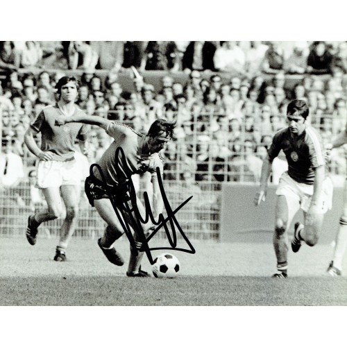 Johan Cryuff Signed 8.5 x 6.5 Photograph