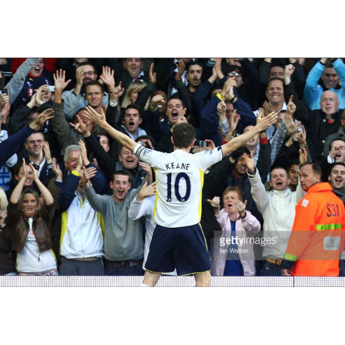 Robbie Keane Game Worn 2009/10 Spurs Home Shirt Neville Evans Collection