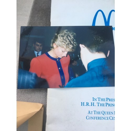 HRH Princess Of Wales Diana Signed Child Achievment Award RARE