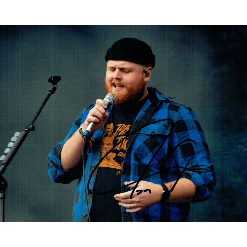 Tom Walker Signed 10x8 Inch Music Photograph