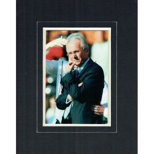 Sven-Goran Eriksson Signed 6x4 Inch Mounted Photograph