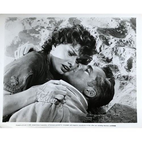 Sophia Loren Autograph Signed 1957 Film The Pride & The Passion 10x8 Photograph 