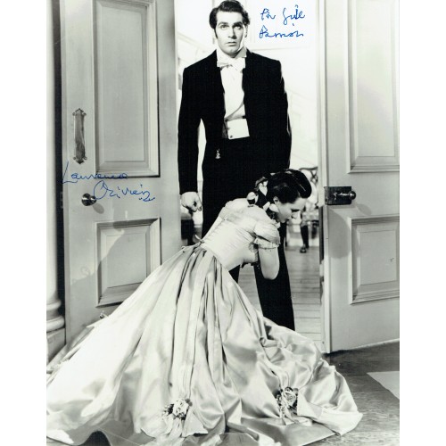 Laurence Olivier Signed & Dedicated Pride & Prejudice Film 10 x 8 Photograph