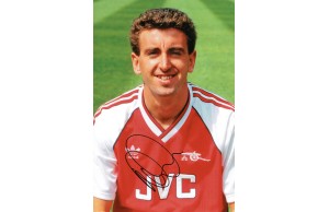 Nigel Winterburn Signed Arsenal 8x12 Football Photograph