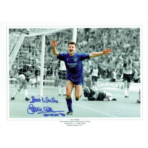 Steve Walsh Signed Wembley 1994 Leicester City 16 x 12 Inch Football Photograph