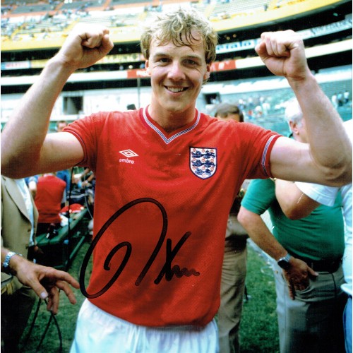 Kerry Dixon Signed England 8x10 Photo!