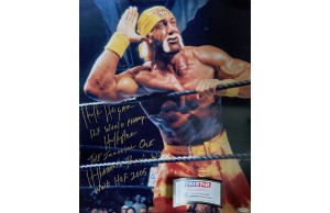 Hulk Hogan Signed 20 x16 Inch WWE Wrestling TRISTAR Authenticated Photograph